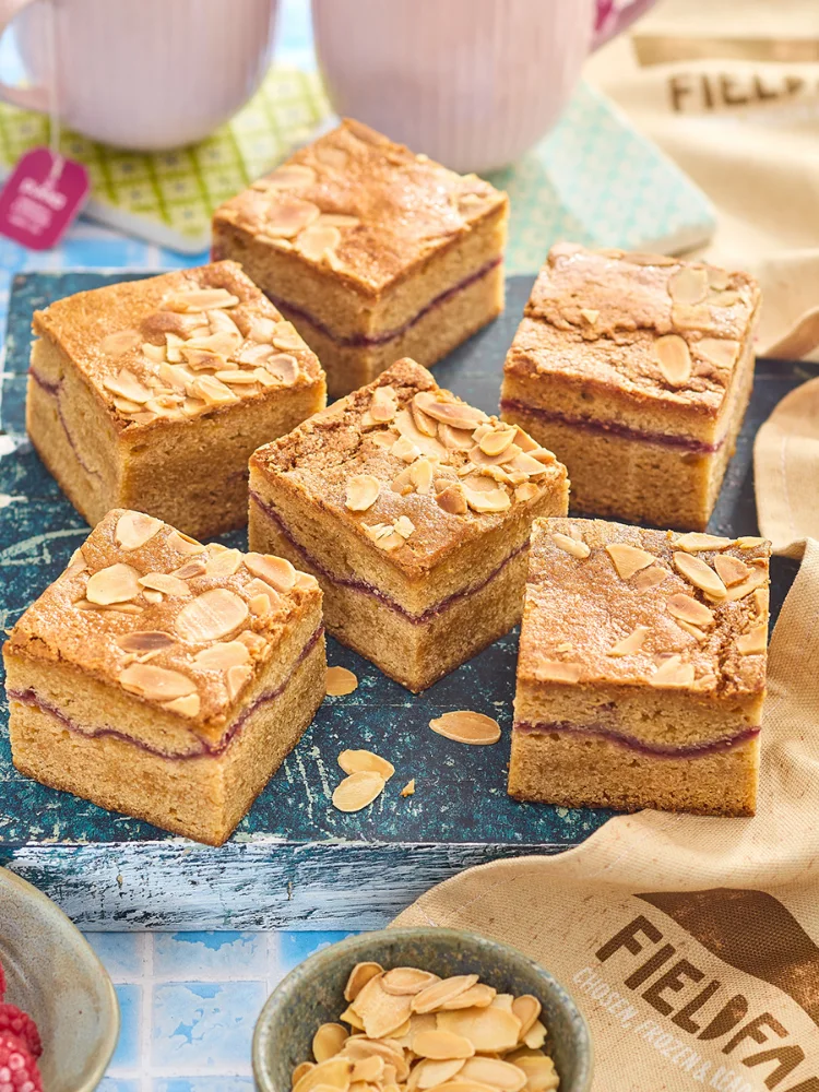 Fieldfare Bakewell Blondie